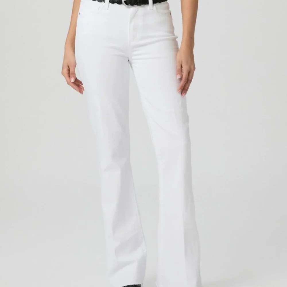PAIGE High Rise Laurel Canyon Petite Bootcut Jeans – Crisp White, Size 26 (NWT) - Picture 3 of 5